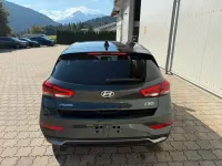 Neu Hyundai i30 150 PS (110 kW) 2026 Grün Limousine