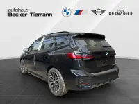Neu BMW 220 Exclusive 156 PS (114 kW) 2025 Schwarz Van / Kleinbus