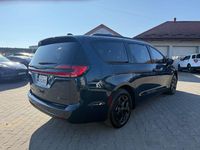 Gebraucht Chrysler Pacifica 354 PS (260 kW) 2025 Blau Van