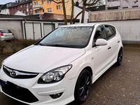 Gebraucht Hyundai i30 Classic 109 PS (80 kW) 2012 Weiß Limousine
