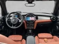 Käytetty Mini Cooper 136 HP (100 kW) 2023 Musta Viistoperä