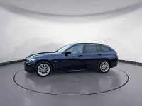Gebraucht BMW 330 184 PS (135 kW) 2023 Blau Kombi