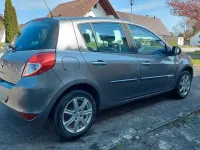 Gebraucht Renault Clio Expression 75 PS (55 kW) 2011 Grau Limousine