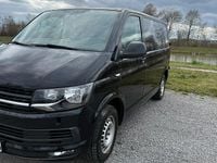 Używany VW T6 150 KM (110 kW) 2018 Czarny Van