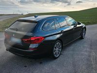 Gebraucht BMW 520 Sport Line 190 PS (139 kW) 2018 Grau Kombi
