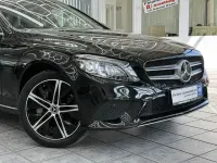 Gebraucht Mercedes C300 Avantgarde 211 PS (155 kW) 2020 Schwarz  unilack Kombi