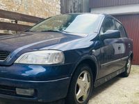 Gebraucht Opel Astra 75 PS (55 kW) 1999 Blau Limousine
