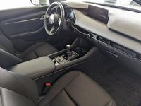 Neu Mazda 3 Exclusive 140 PS (102 kW) 2026 Polymetal grey metallic Limousine