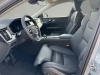 Używany Volvo V60 Plus 197 KM (144 kW) 2025 Szary Kombi