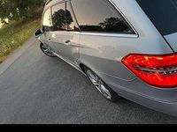Gebraucht Mercedes E350 Avantgarde 265 PS (194 kW) 2011 Kombi
