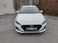 gebraucht Hyundai i30 Kombi 1.0 T-GDI Trend