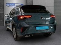 Gebraucht VW T-Roc R-line 150 PS (110 kW) 2025 (blau) petroleum blue SUV