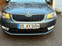 Gebraucht Skoda Octavia Style 150 PS (110 kW) 2015 Grau Kleinwagen