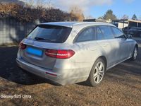 Gebraucht Mercedes E220 194 PS (142 kW) 2018 Grau Kombi