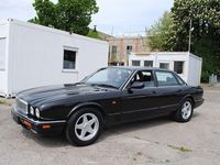 Gebraucht Jaguar X300 Executive 211 PS (155 kW) 1997 Schwarz metallic Limousine