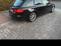 Gebraucht Audi A4 143 PS (105 kW) 2013 Schwarz Kombi