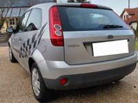 Gebraucht Ford Fiesta 69 PS (50 kW) 2006 Silber Kleinwagen