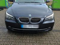 Gebraucht BMW 525 245 PS (180 kW) 2007 Blau Limousine