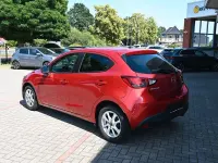 Gebraucht Mazda 2 Nakama 90 PS (66 kW) 2016 Rot Limousine