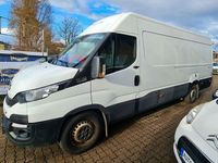 Gebraucht Iveco Daily 136 PS (100 kW) 2017 Weiß Van / Kleinbus