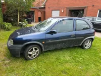 Gebraucht Opel Corsa 54 PS (39 kW) 1999 Blau Kleinwagen
