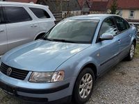 Gebraucht VW Passat 101 PS (74 kW) 1999 Blau Limousine