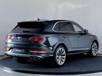 Neu Bentley Bentayga 551 PS (405 kW) 2025 Grau SUV