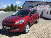 Gebraucht Ford Kuga Trend 150 PS (110 kW) 2015 Rot (metallic) SUV