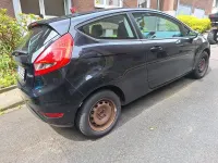 Gebraucht Ford Fiesta 84 PS (61 kW) 2009 Schwarz Limousine