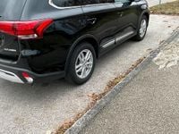 Gebraucht Mitsubishi Outlander 150 PS (110 kW) 2019 Schwarz SUV