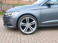 gebraucht Audi A3 2.0 TDI Attraction PDC SHZ BiXenon