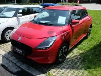 Gebraucht Suzuki Swift Comfort+ 83 PS (61 kW) 2025 Rot Kleinwagen