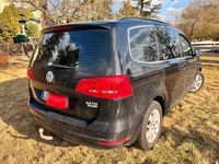 Gebraucht VW Sharan 140 PS (102 kW) 2014 Schwarz Van / Kleinbus