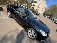Gebraucht Mercedes E200 Avantgarde 184 PS (135 kW) 2010 Schwarz Limousine