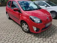 Gebraucht Renault Twingo 75 PS (55 kW) 2011 Rot Kleinwagen