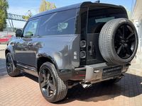 Gebraucht Land Rover Defender 525 PS (386 kW) 2022 Grau carpathian grey (metallic) SUV