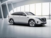Gebraucht Mercedes EQC400 300 kW (408 PS) 2022 Unilack polarweiß SUV