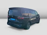 Gebraucht VW Multivan Style 177 PS (130 kW) 2025 Schwarz Van / Kleinbus