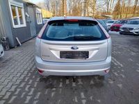 Gebraucht Ford Focus Viva 101 PS (74 kW) 2010 Silber Limousine