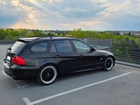 Gebraucht BMW 318 180 PS (132 kW) 2008 Schwarz Kombi