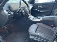 Gebraucht BMW 330e Efficient Dynamics 292 PS (214 kW) 2022 Schwarz uni Kombi