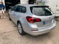 Gebraucht Opel Astra 170 PS (125 kW) 2015 Silber Kombi
