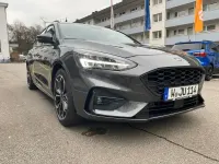 Gebraucht Ford Focus 125 PS (91 kW) 2022 Magnetic (metallic) Kombi