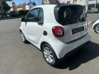 Gebraucht Smart ForTwo Coupé Basis 71 PS (52 kW) 2018 Weiß Coupé