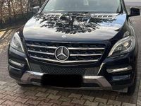 Gebraucht Mercedes ML250 204 PS (150 kW) 2012 SUV