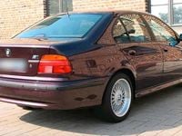 Gebraucht BMW 528 193 PS (141 kW) 1997 Rot Limousine