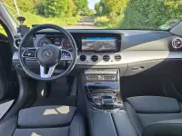 Gebraucht Mercedes E220 Avantgarde 194 PS (142 kW) 2020 Schwarz Limousine