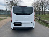 Second-hand Ford Transit Custom 131 CP (96 kW) 2019 Alb Monovolum