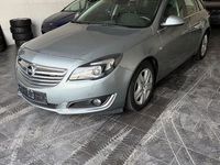 Gebraucht Opel Insignia Edition 140 PS (102 kW) 2014 Silber Kombi
