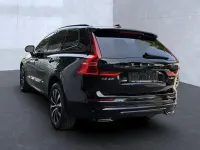 Gebraucht Volvo XC60 Plus 197 PS (144 kW) 2023 Black stone SUV